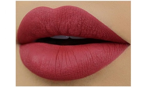 Kylie Jenner Cosmetics Kristen Lip classy makeup 2020 -ishops